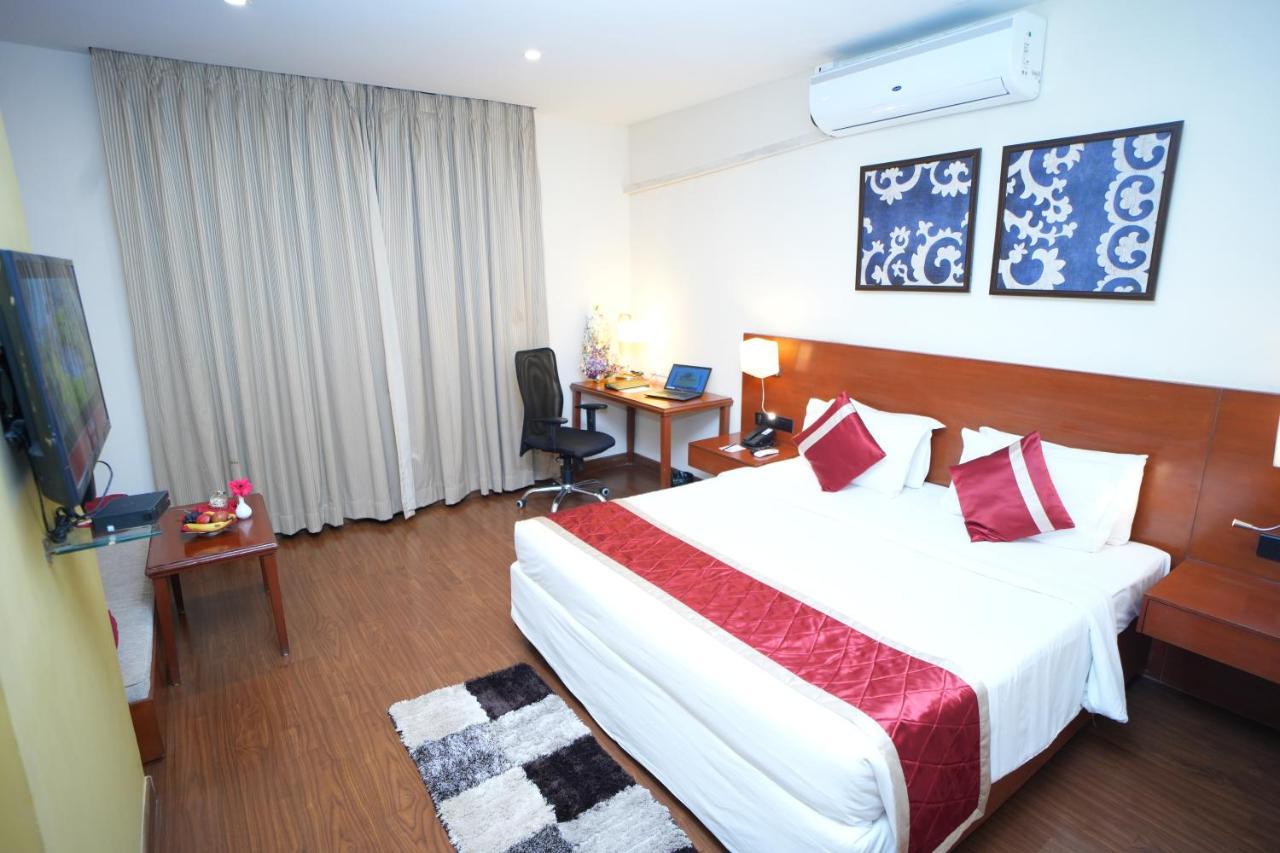 The Altruist Business Hotel Hitech Hyderabad Exteriör bild