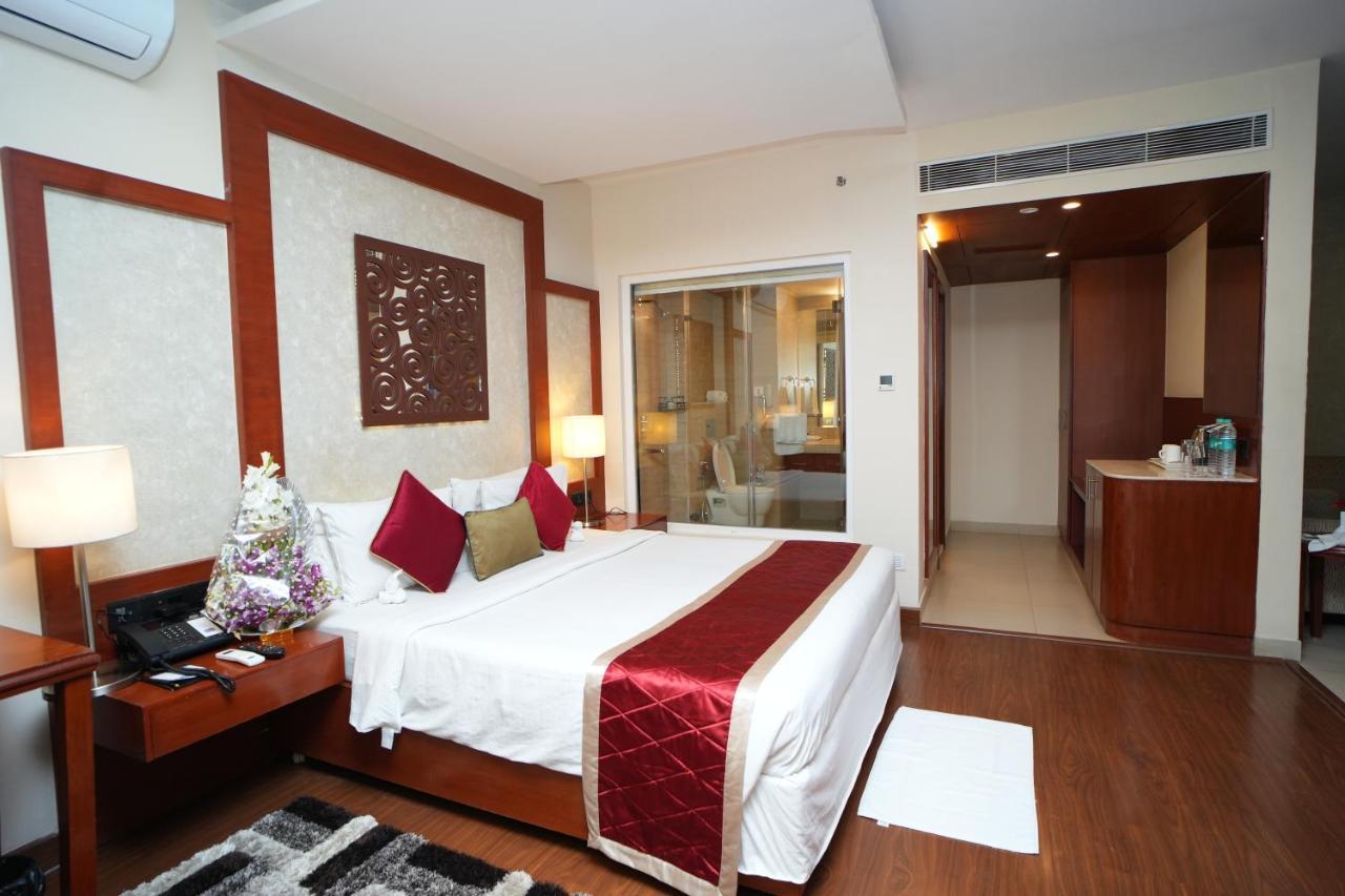 The Altruist Business Hotel Hitech Hyderabad Exteriör bild