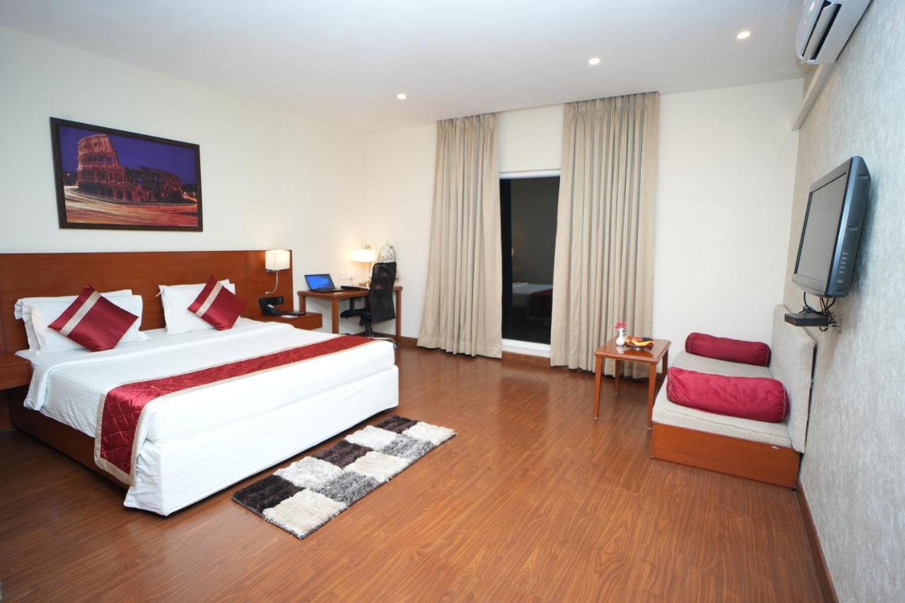 The Altruist Business Hotel Hitech Hyderabad Exteriör bild