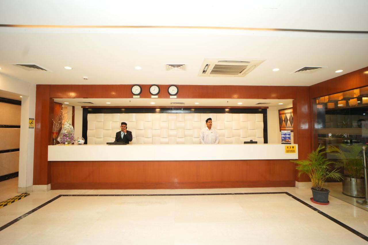 The Altruist Business Hotel Hitech Hyderabad Exteriör bild