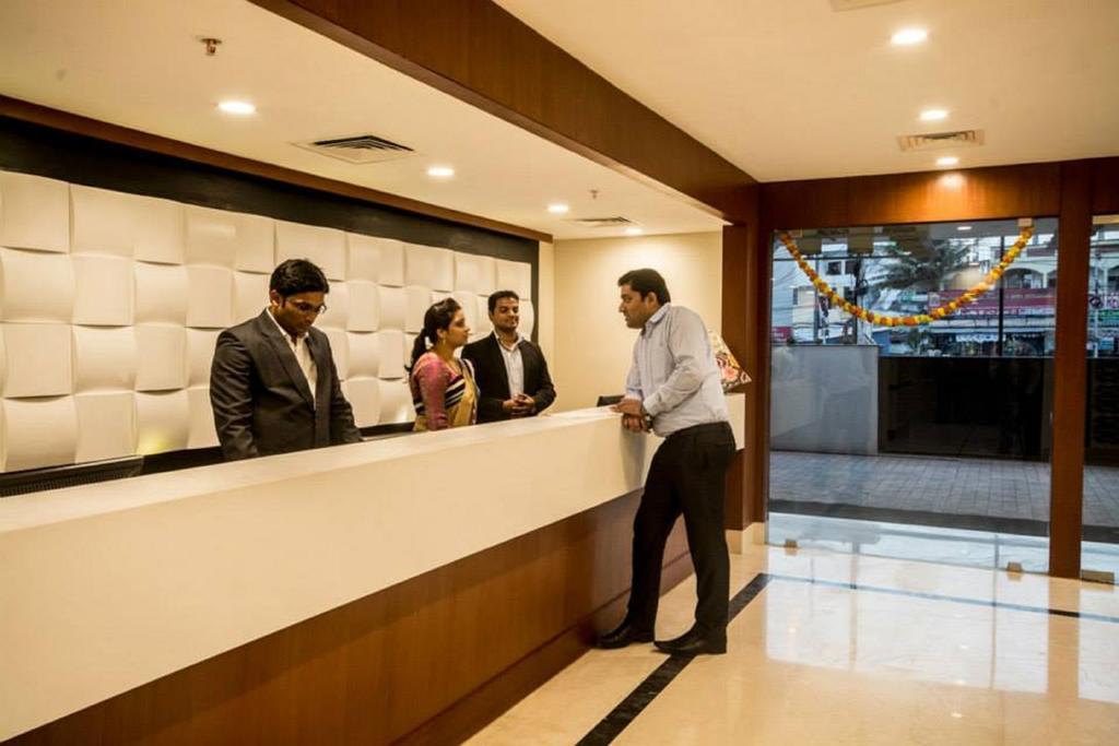 The Altruist Business Hotel Hitech Hyderabad Exteriör bild